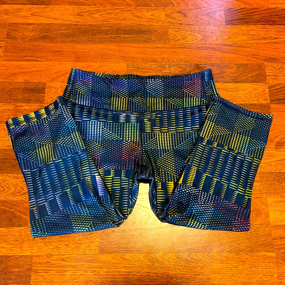 Patagonia multicolored crop leggings